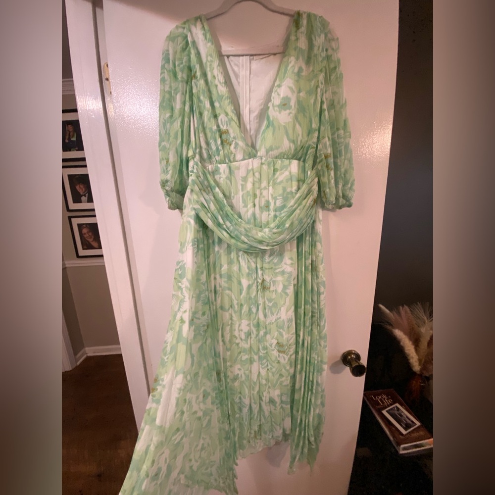 Gingham & Heels Pale Green Patterned Dress